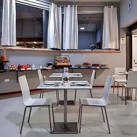 Bella Hotel