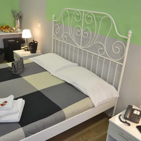 Hotel Bella